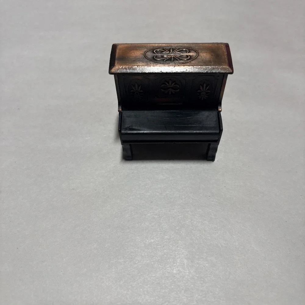 Vintage Bronze Die-Cast Piano Mini Pencil Sharpener #8782 /w Box EUC